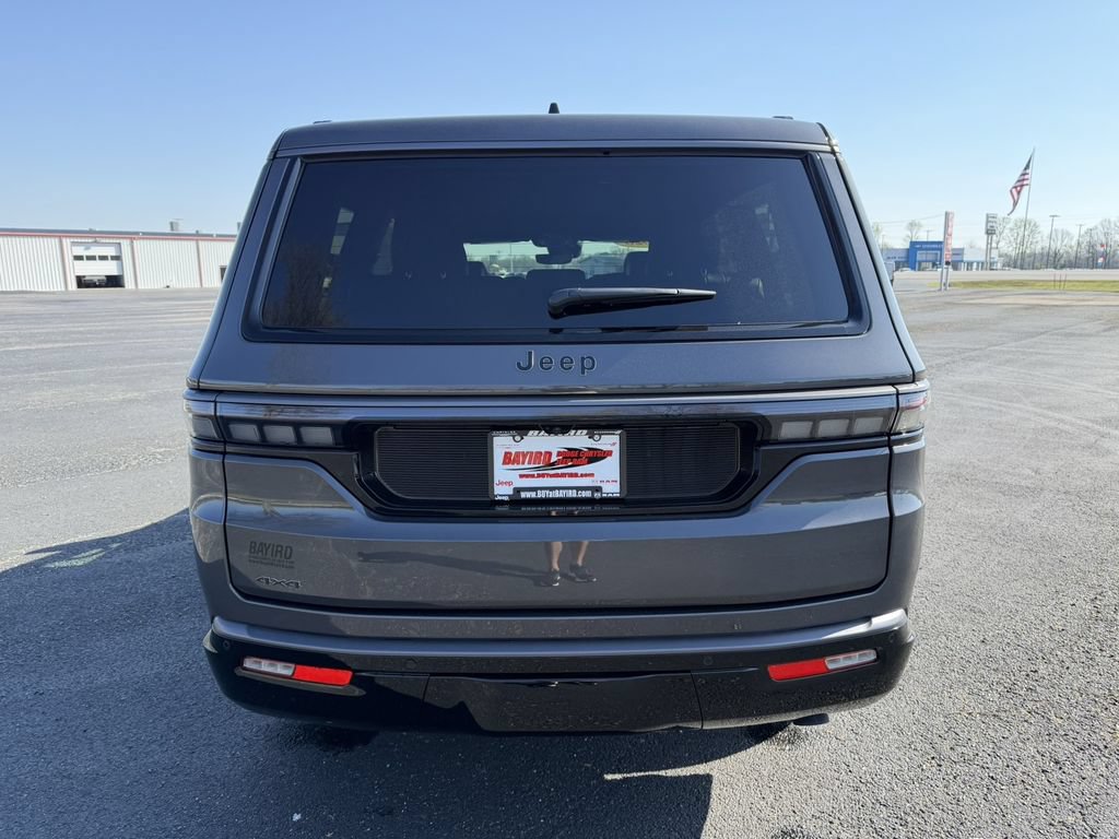 New 2026 Jeep Grand Wagoneer Limited w/ Convenience Group I AWD/4WD image 9