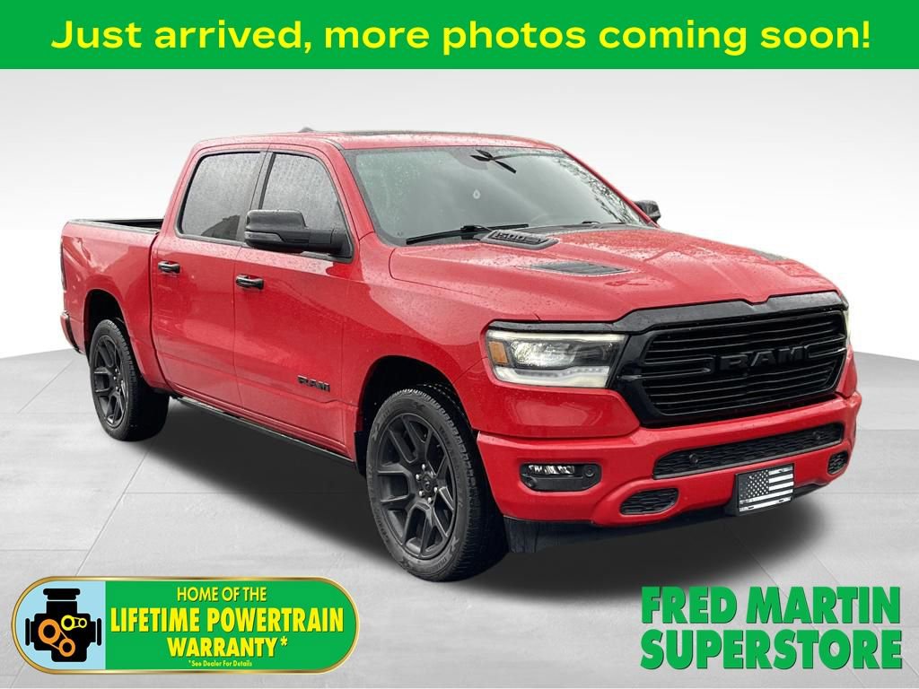 Used 2023 RAM 1500 Laramie AWD/4WD image 1