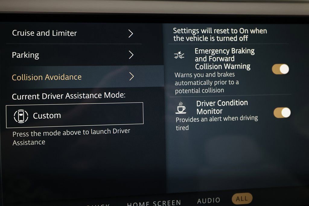 Used 2025 Land Rover Range Rover Sport Dynamic SE image 34