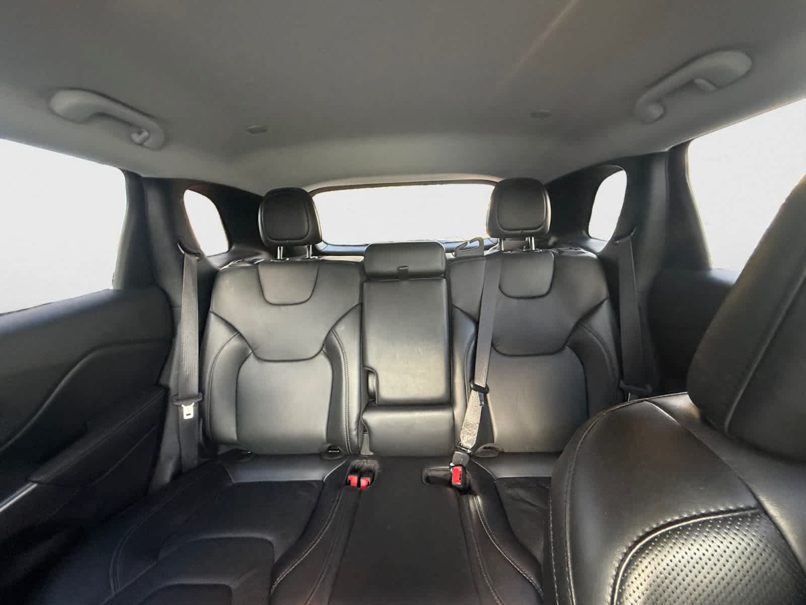 Used 2020 Jeep Cherokee Limited AWD/4WD image 22