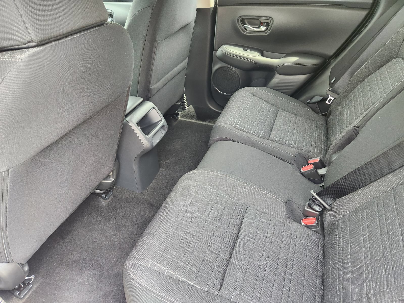 New 2027 Honda HR-V LX image 24