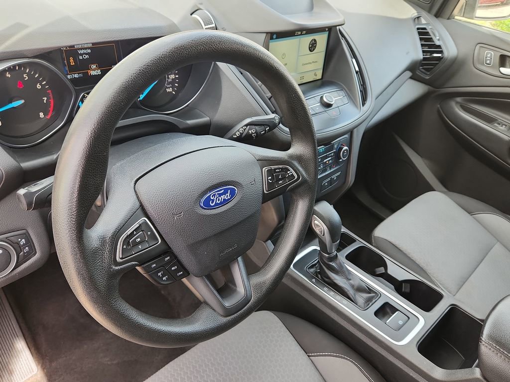 Used 2019 Ford Escape SE image 11