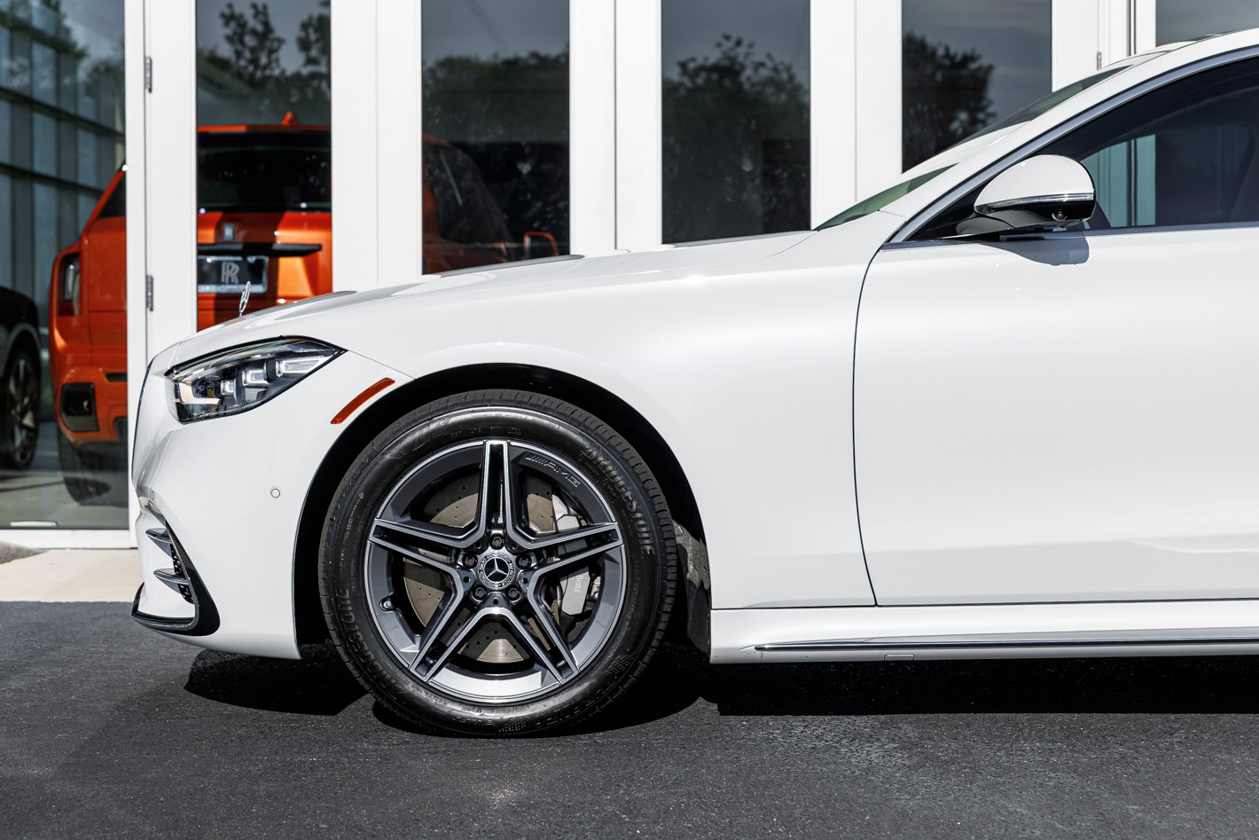 Used 2025 Mercedes-Benz S 580 4MATIC Sedan image 5