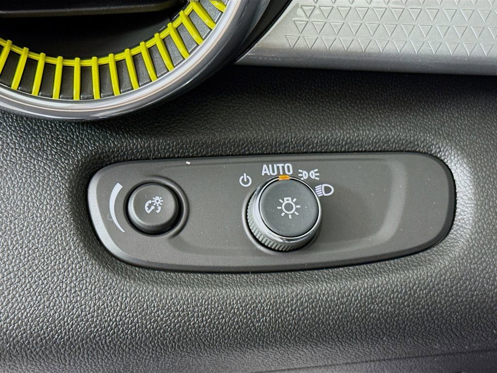 New 2026 Chevrolet Trax LT w/ Driver Confidence Package image 10