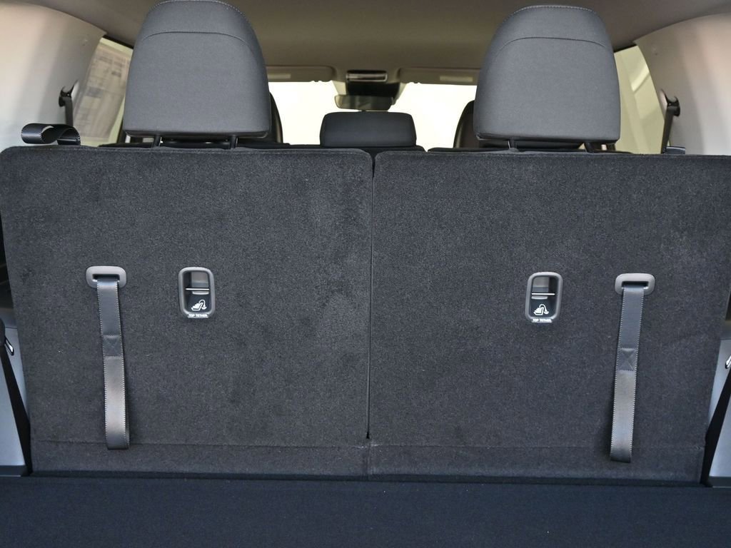 New 2026 Hyundai Santa Fe SE image 18