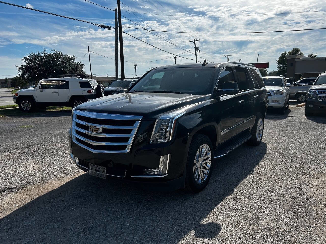 Used 2017 Cadillac Escalade 2WD image 1