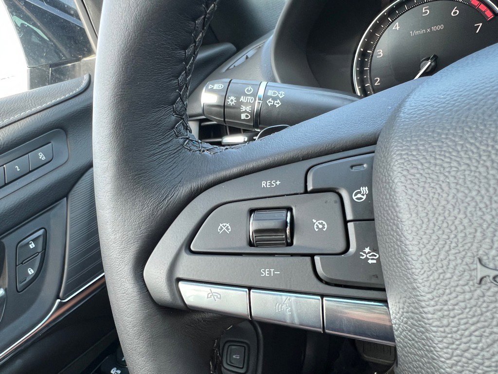 Used 2025 Cadillac CT4 Premium Luxury image 13