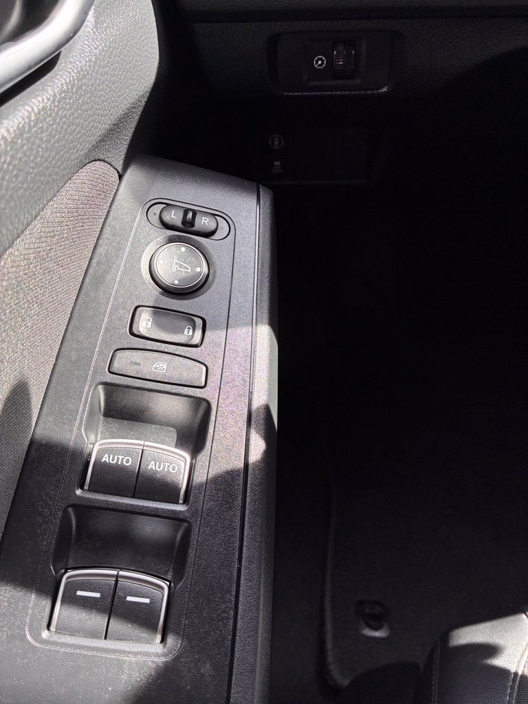 Used 2023 Honda Civic Sport image 25