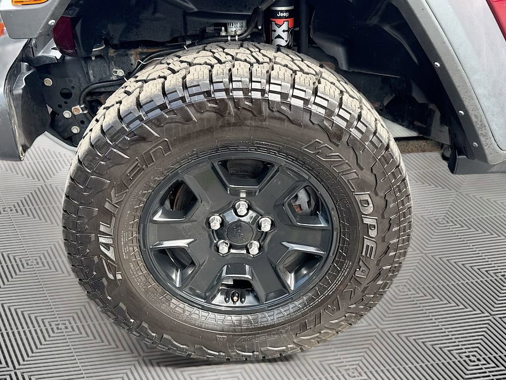 Used 2021 Jeep Gladiator Mojave AWD/4WD image 35