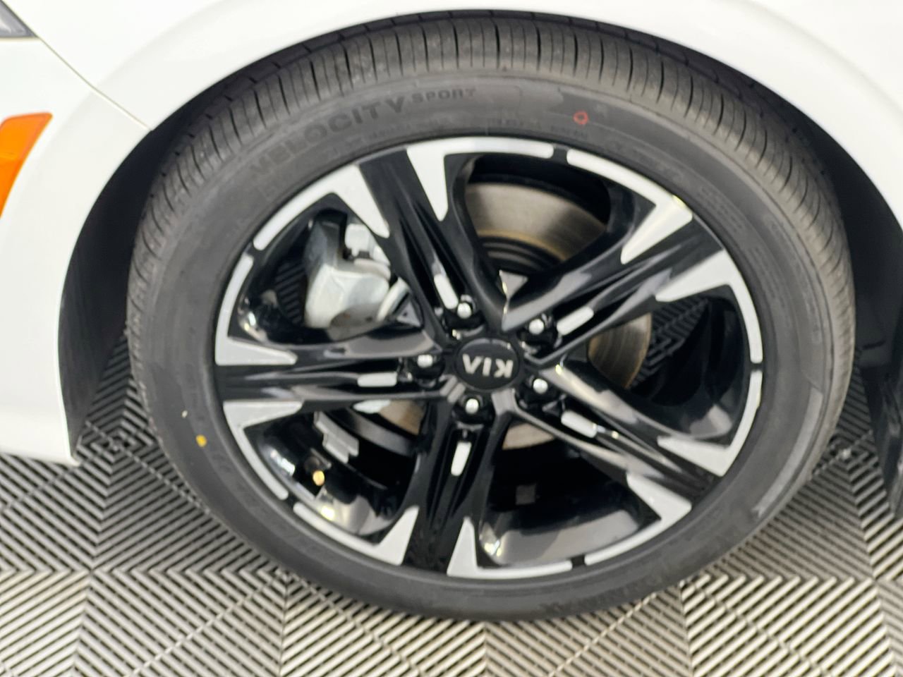 Used 2021 Kia K5 GT-Line w/ GT-Line FWD Premium Package image 11