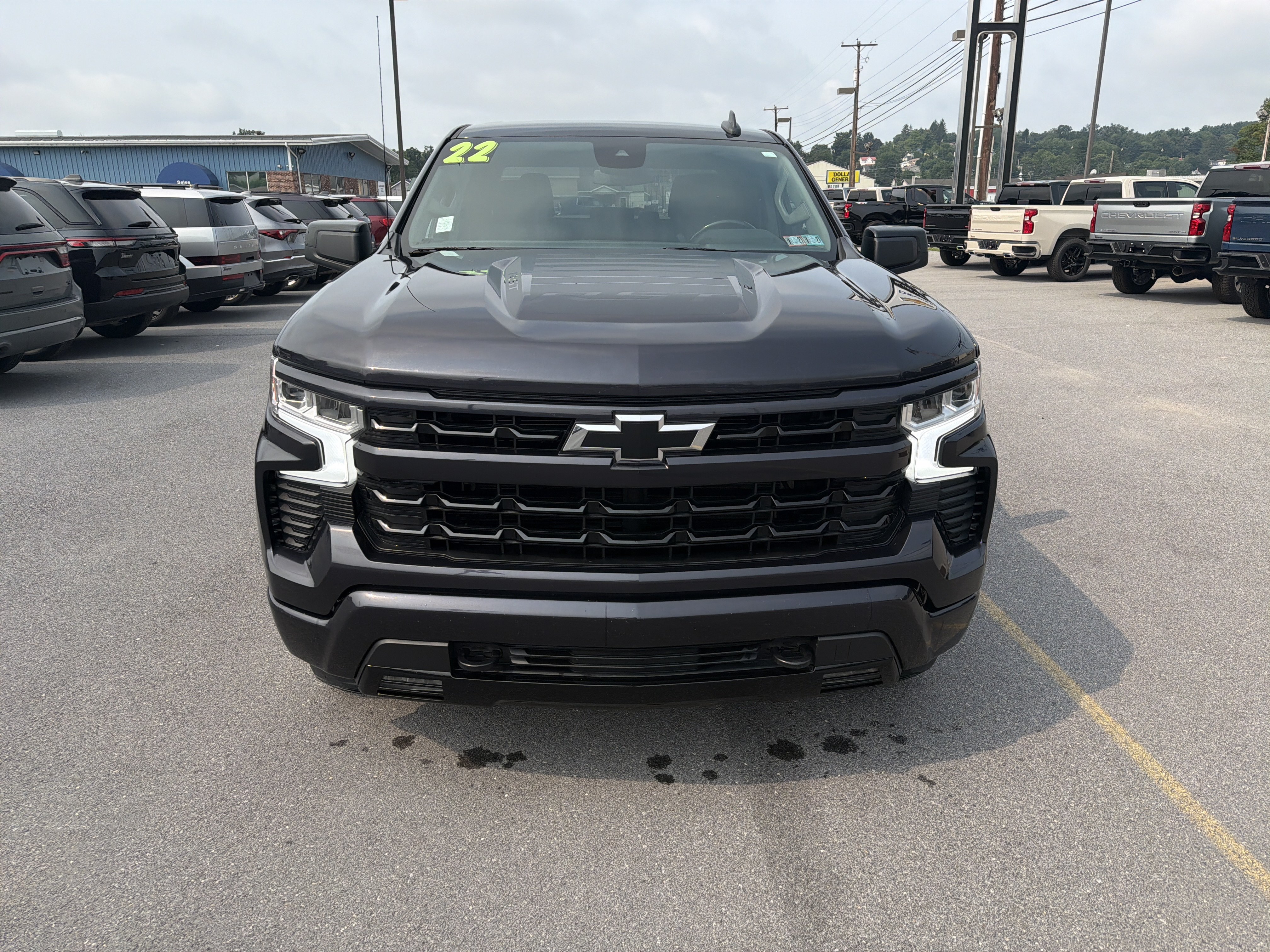 Used 2022 Chevrolet Silverado 1500 RST AWD/4WD image 10