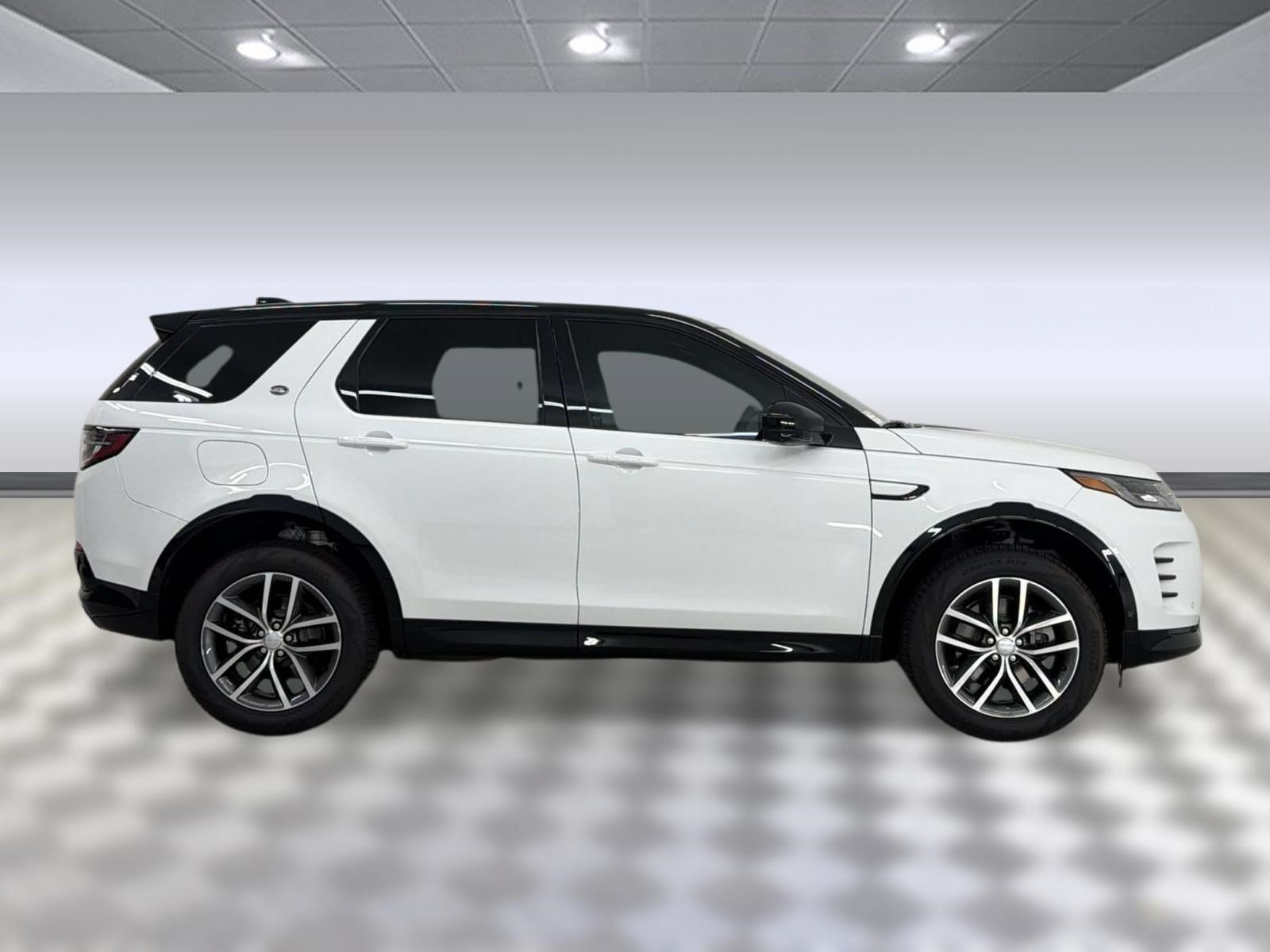 New 2026 Land Rover Discovery Sport Landmark AWD/4WD image 8