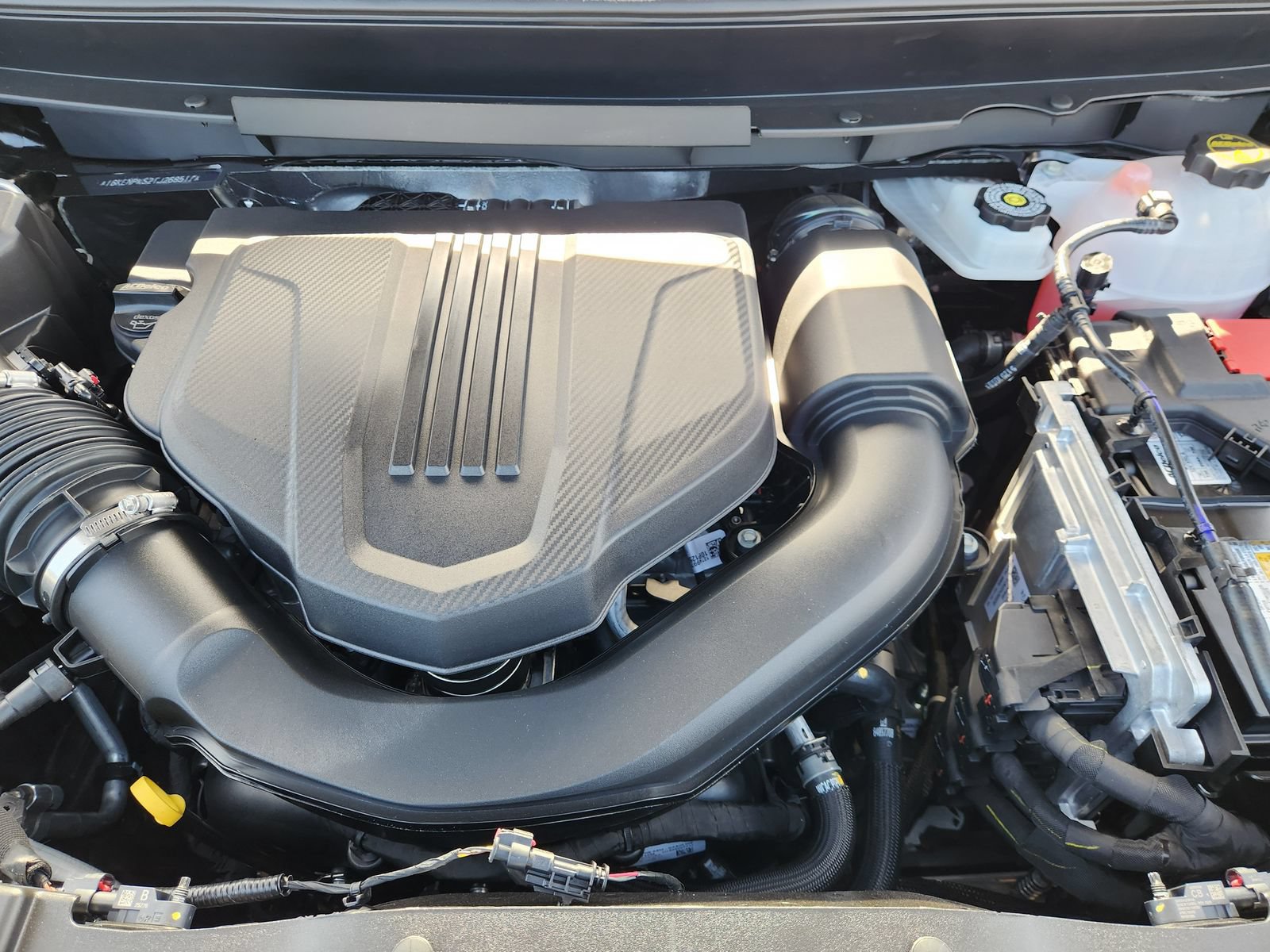 New 2026 GMC Acadia AT4 w/ Luxury Package AWD/4WD image 36