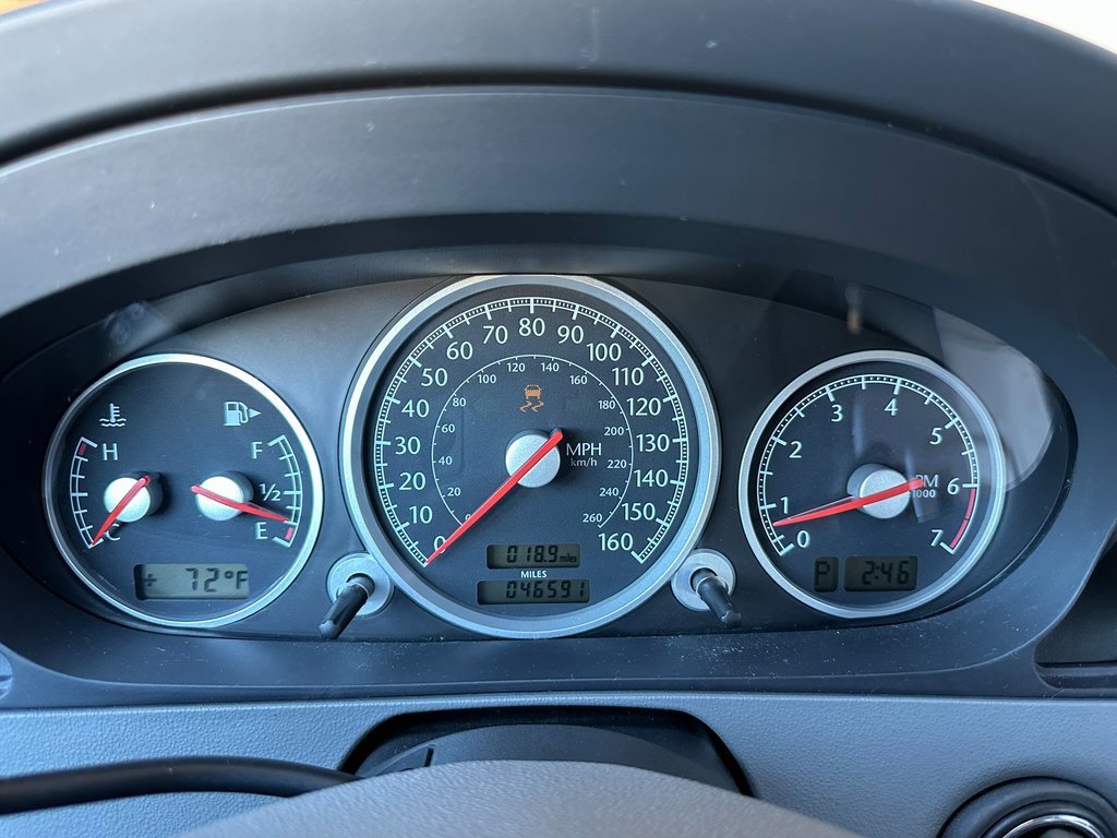 Used 2005 Chrysler Crossfire Limited image 30