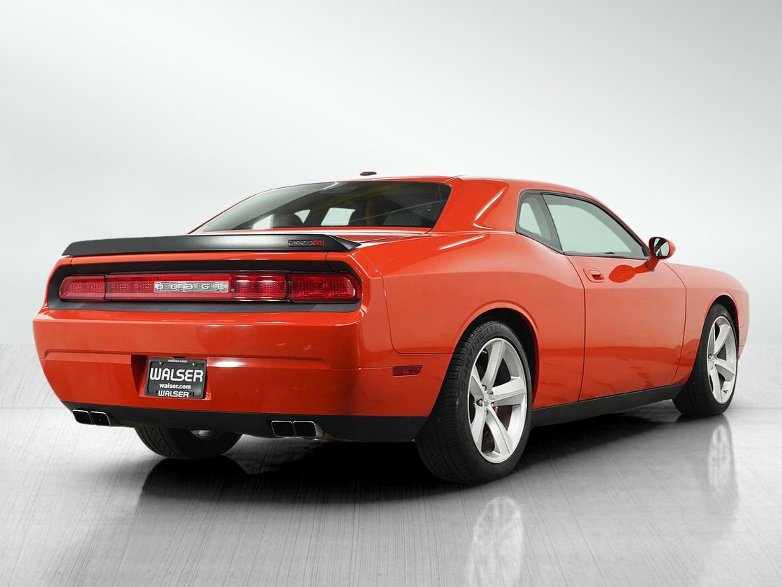 Used 2009 Dodge Challenger SRT8 RWD image 5