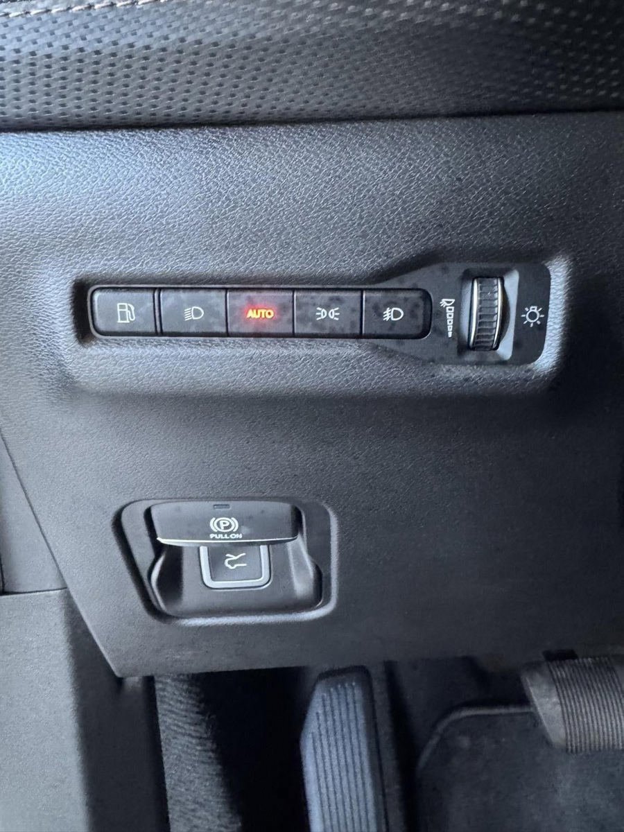 New 2026 Jeep Cherokee Limited AWD/4WD image 13