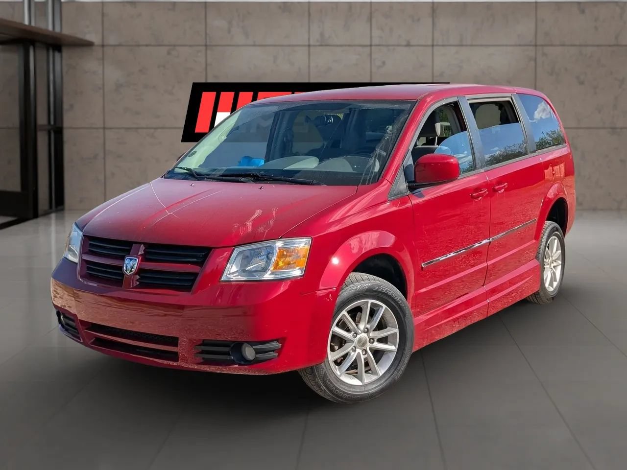 Used 2008 Dodge Grand Caravan SXT w/ Trailer Tow Group FWD image 3