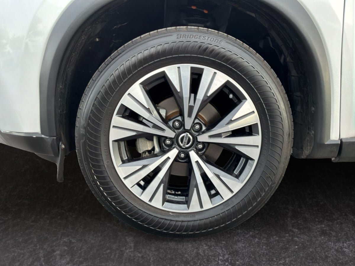 Used 2021 Nissan Rogue SV FWD image 9