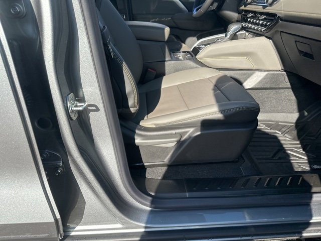 New 2026 Chevrolet Colorado ZR2 w/ ZR2 Bison Edition image 33