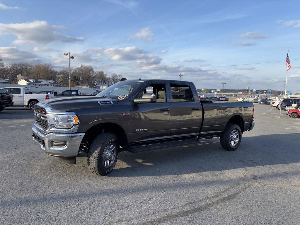 Used 2022 RAM 2500 Tradesman w/ Chrome Appearance Group image 2