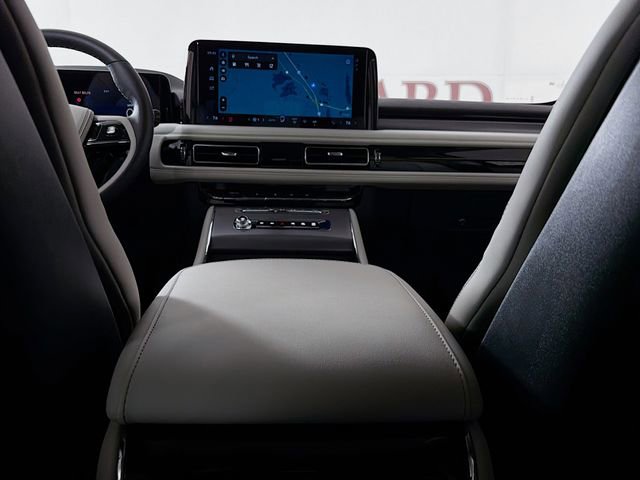 New 2026 Lincoln Aviator 2WD image 27