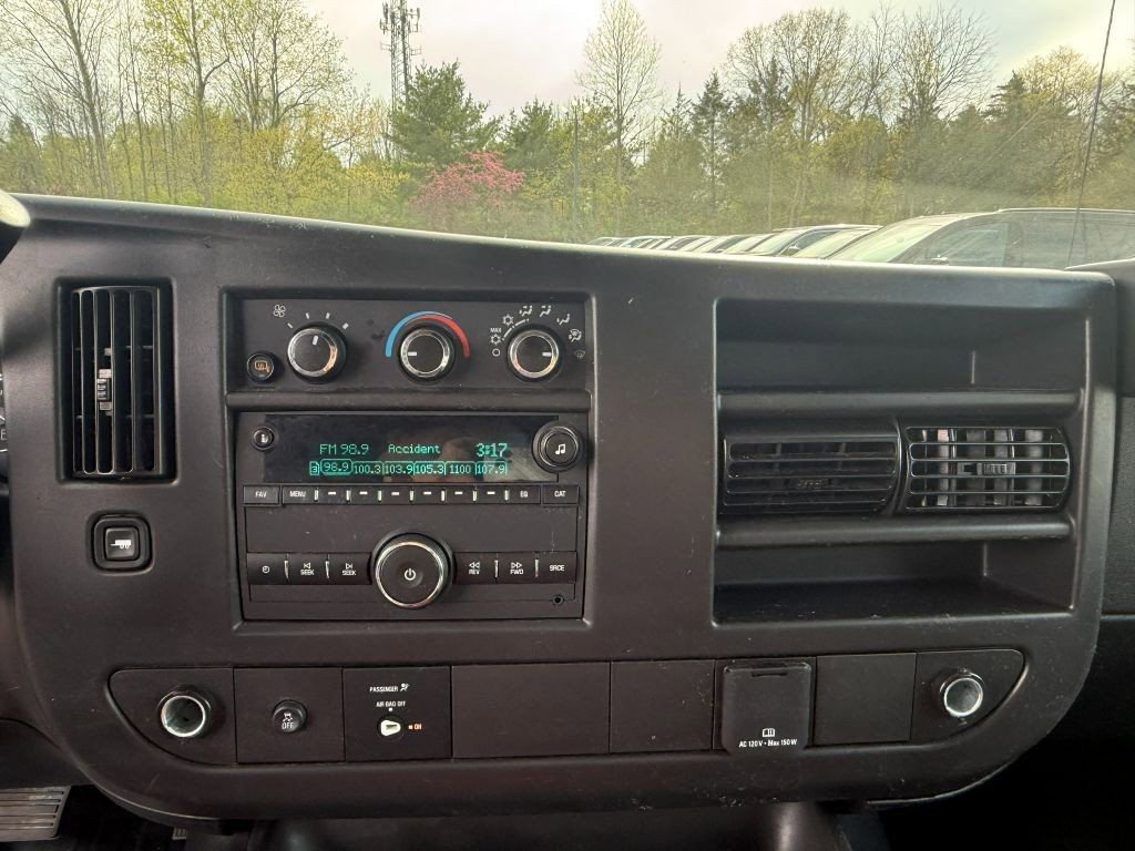 Used 2024 Chevrolet Express 2500 w/ Driver Convenience Package image 21