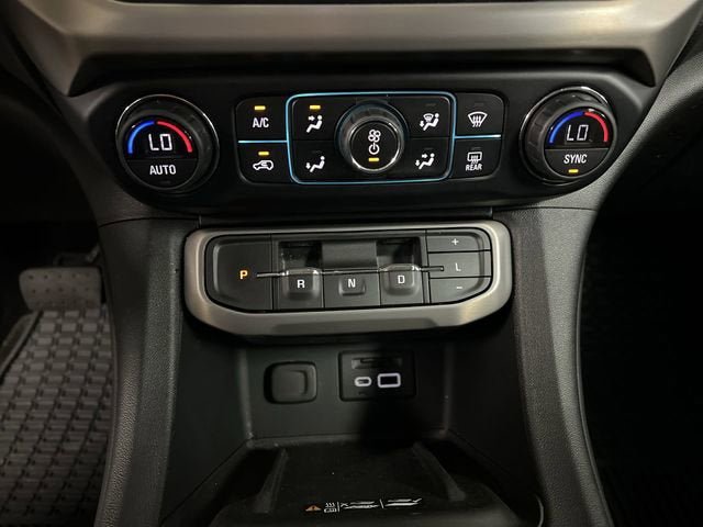 Certified 2021 GMC Acadia Denali w/ Denali Technology Package FWD image 18