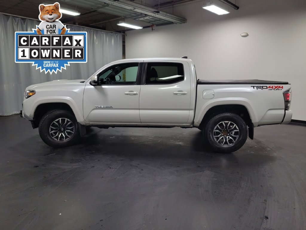 Used 2022 Toyota Tacoma TRD Sport w/ Technology Package AWD/4WD image 5