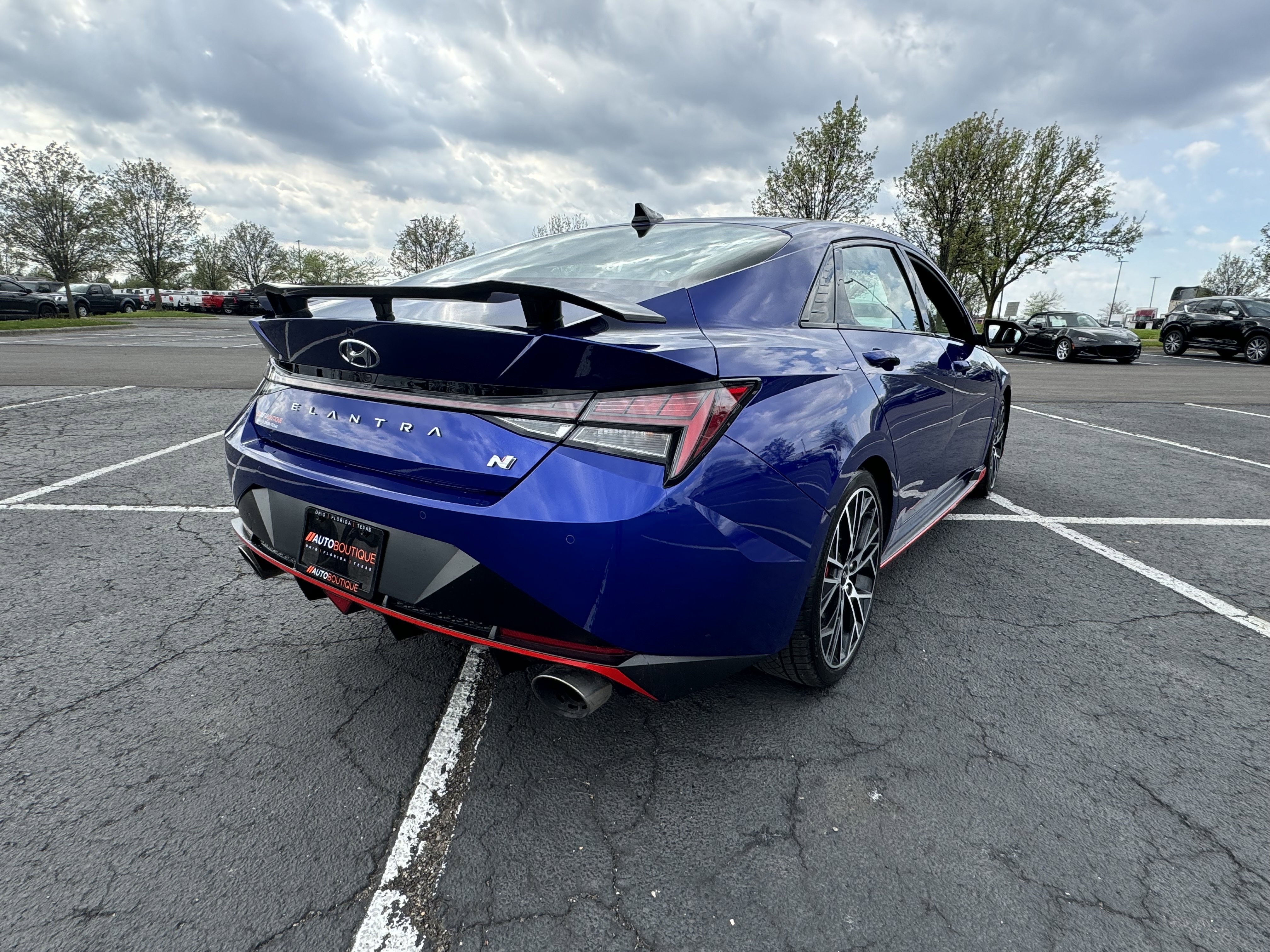 Used 2022 Hyundai Elantra N FWD image 10