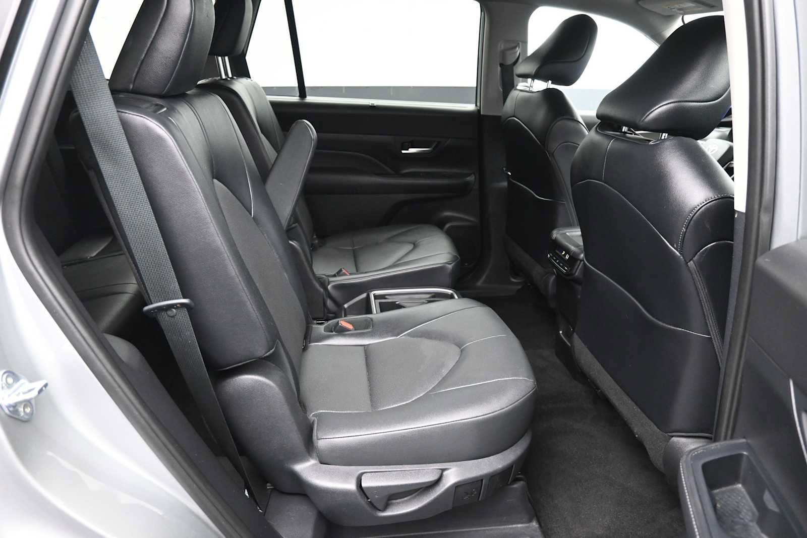 Certified 2025 Toyota Grand Highlander AWD image 26