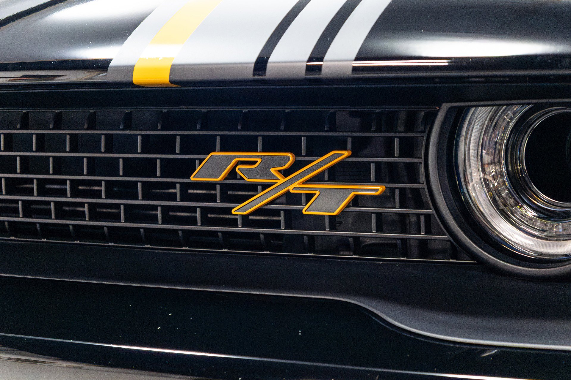 Used 2022 Dodge Challenger R/T Scat Pack RWD image 49