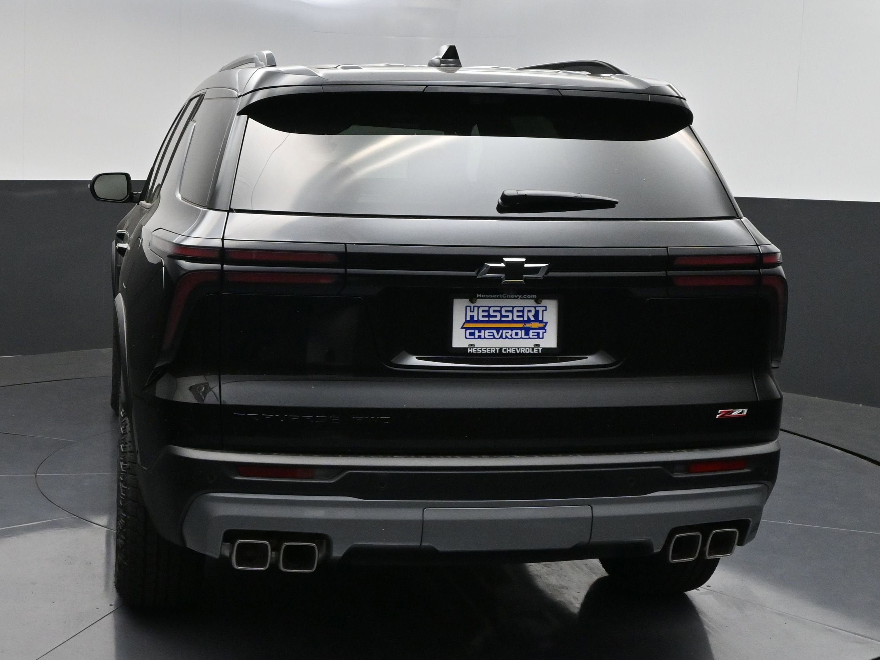 New 2026 Chevrolet Traverse Z71 w/ Enhanced Driving Package AWD/4WD image 6