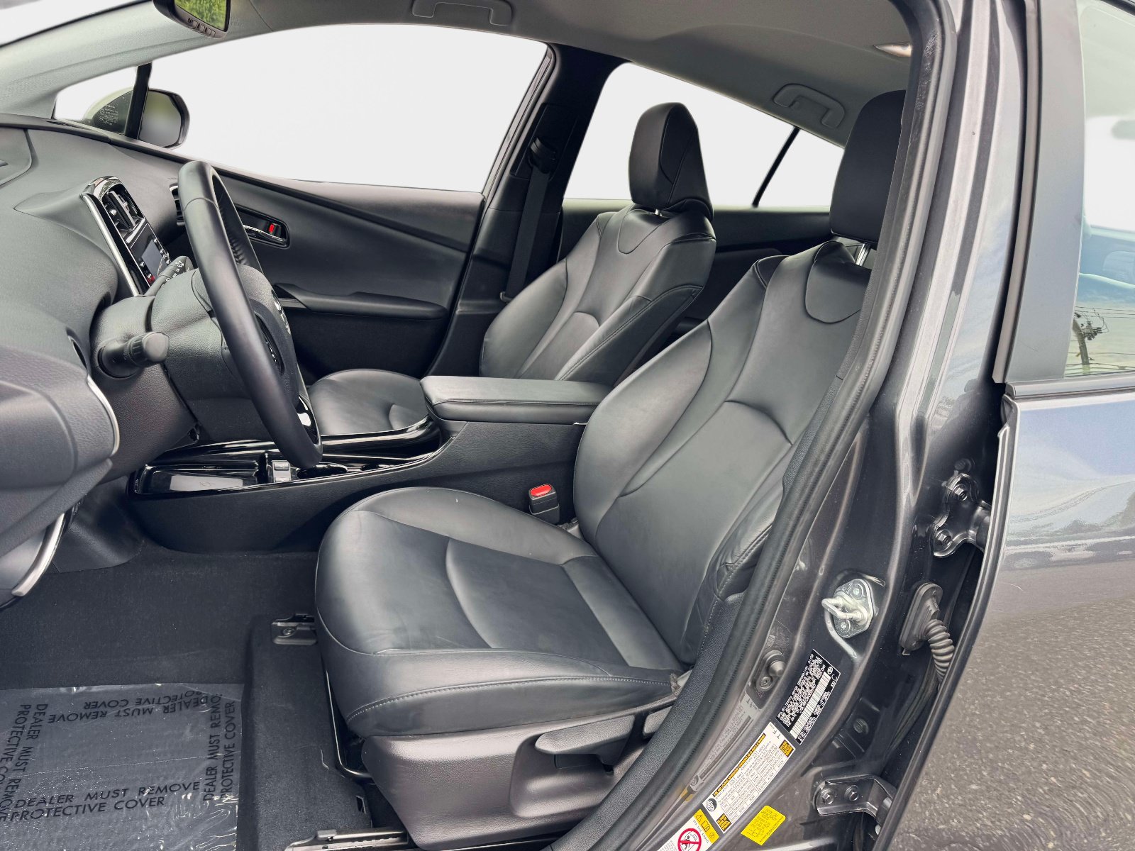Certified 2022 Toyota Prius XLE AWD/4WD image 15