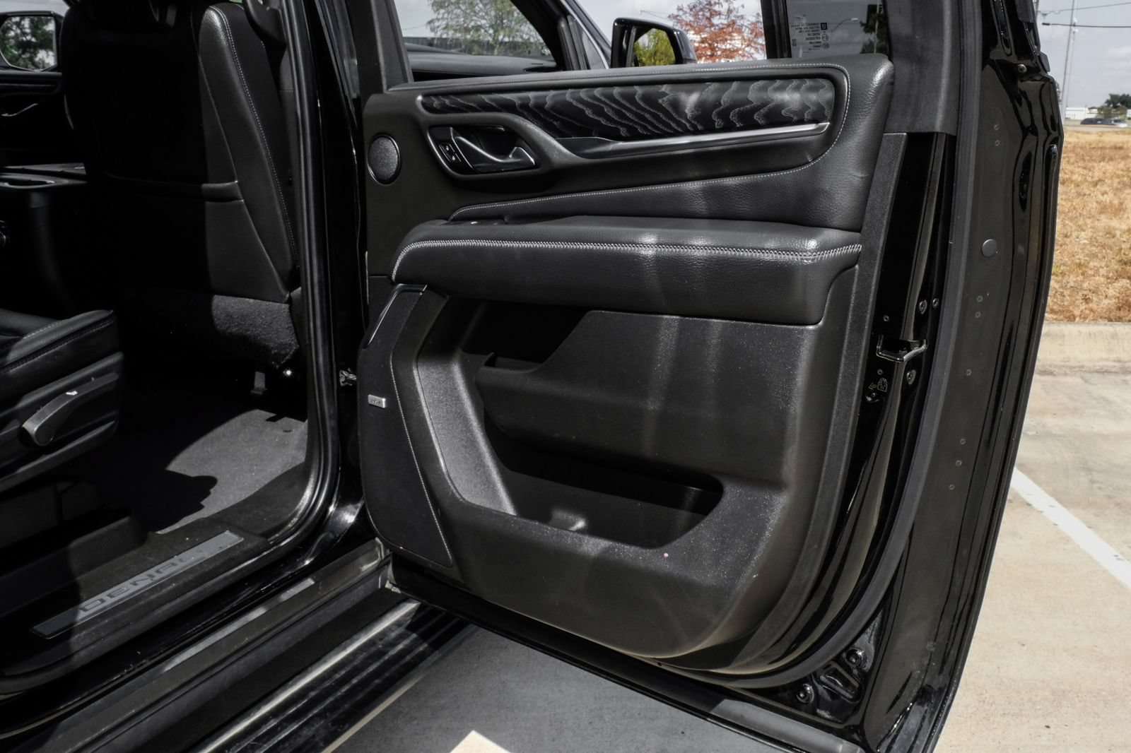 Used 2021 GMC Yukon XL Denali w/ Denali Premium Package RWD image 64