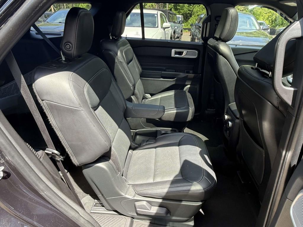Used 2020 Ford Explorer Limited AWD/4WD image 9