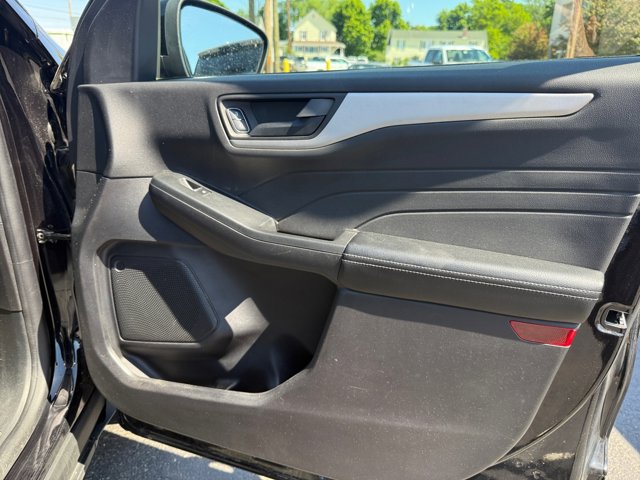 Used 2022 Ford Escape SE w/ SE Sport Appearance Package AWD/4WD image 27