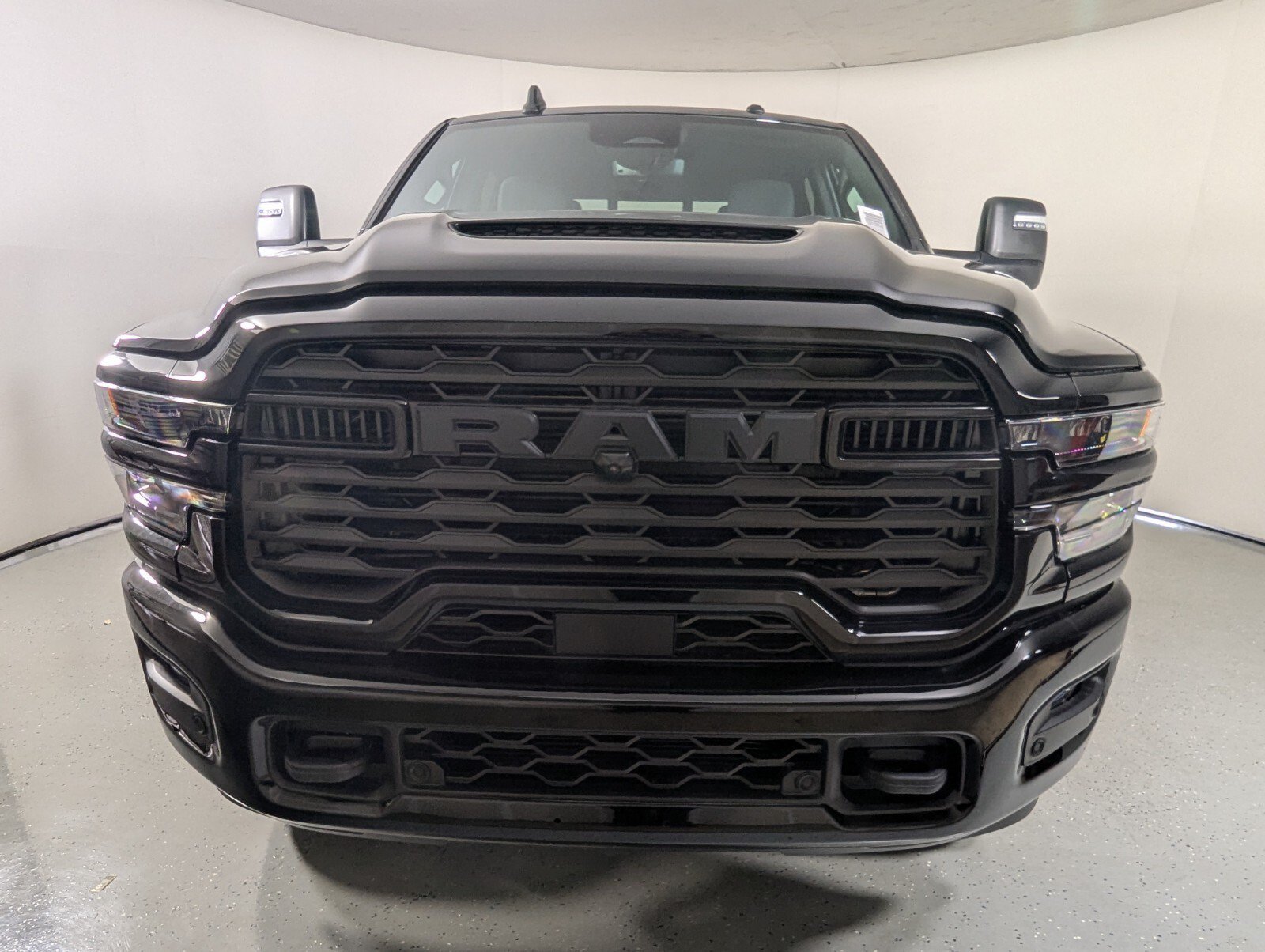 New 2026 RAM 2500 Big Horn AWD/4WD image 2
