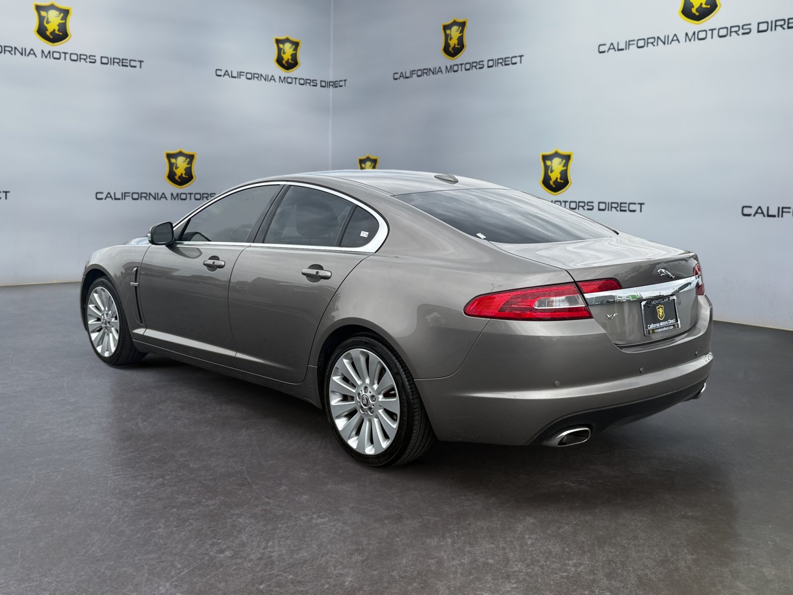Used 2009 Jaguar XF Premium RWD image 3