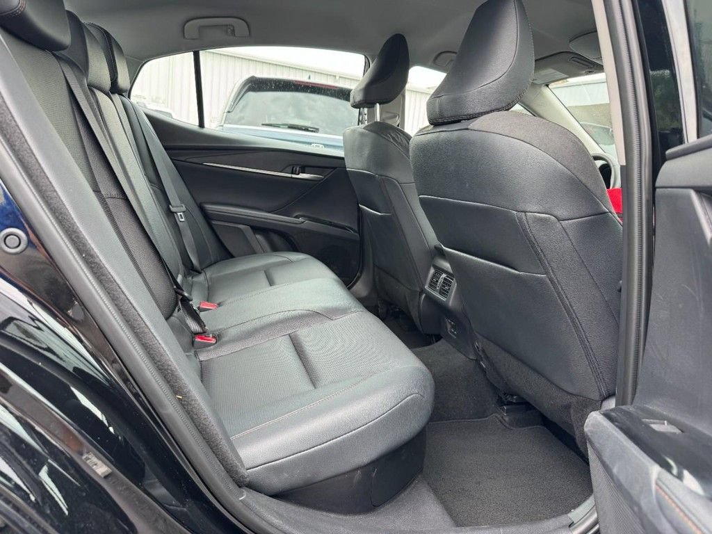 Used 2026 Toyota Camry XLE FWD image 14