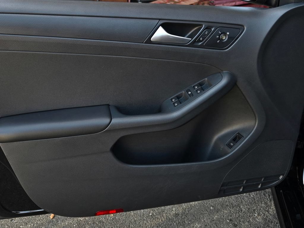 Used 2014 Volkswagen Jetta S FWD image 11