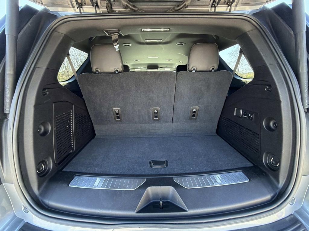 Used 2021 Chevrolet Tahoe Premier RWD image 13