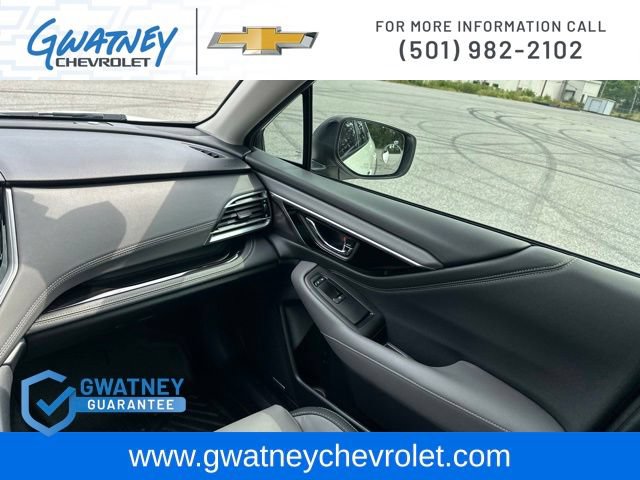 Used 2025 Subaru Outback Onyx Edition XT AWD/4WD image 25