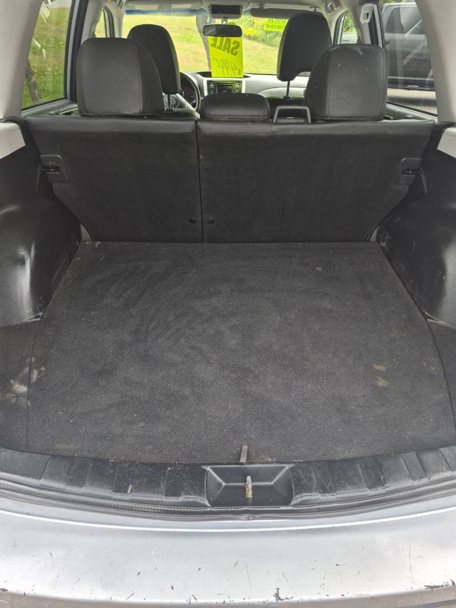 Used 2013 Subaru Forester 2.5X Limited AWD/4WD image 10