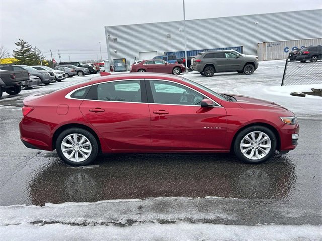 Used 2023 Chevrolet Malibu LT image 3
