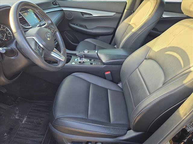 Used 2020 INFINITI QX50 Essential w/ Edition 30 Package FWD image 13