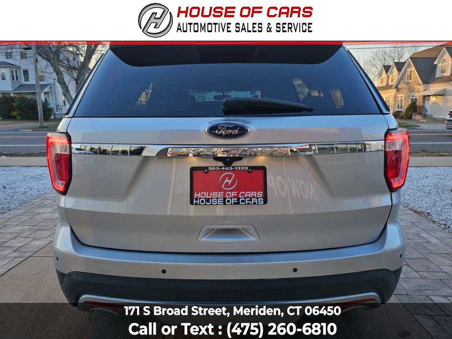 Used 2019 Ford Explorer XLT w/ Equipment Group 202A AWD/4WD image 5