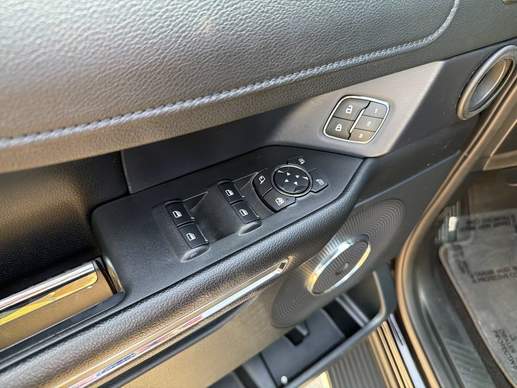 Used 2020 Ford Expedition XLT w/ Equipment Group 202A RWD image 20
