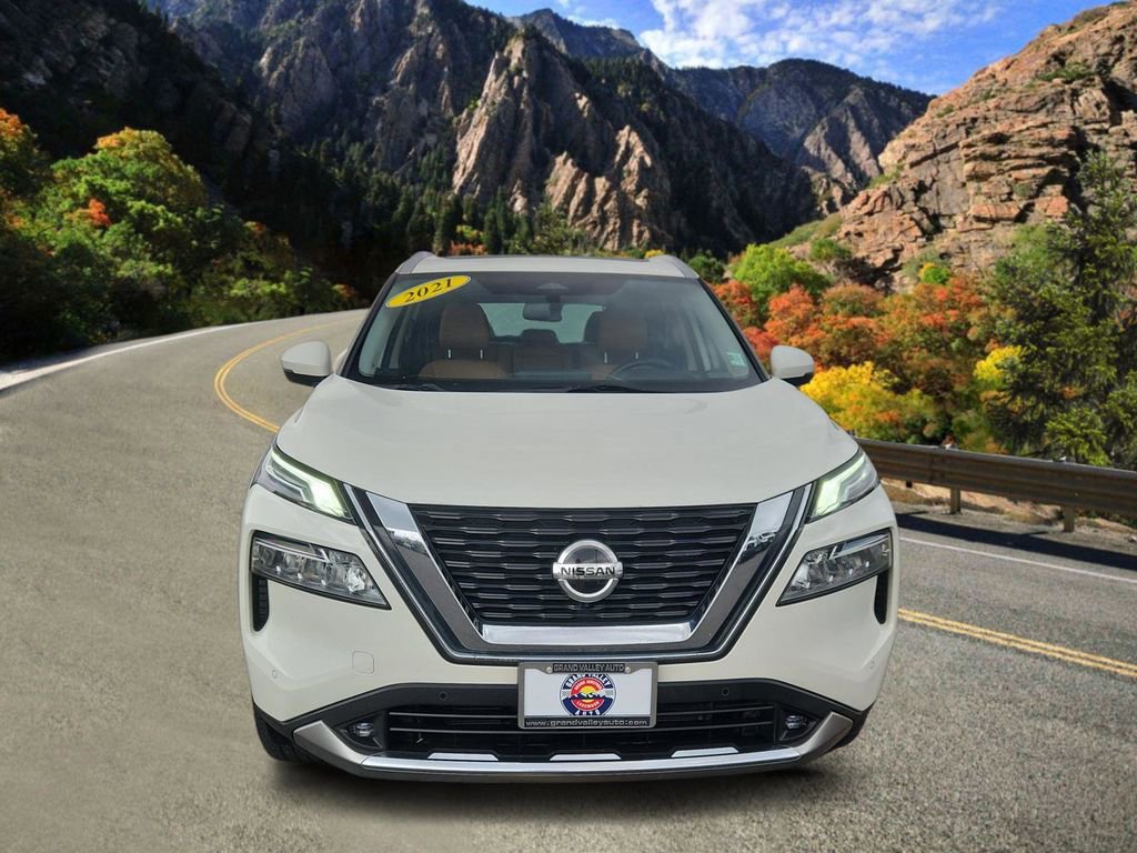 Used 2021 Nissan Rogue Platinum AWD/4WD image 6