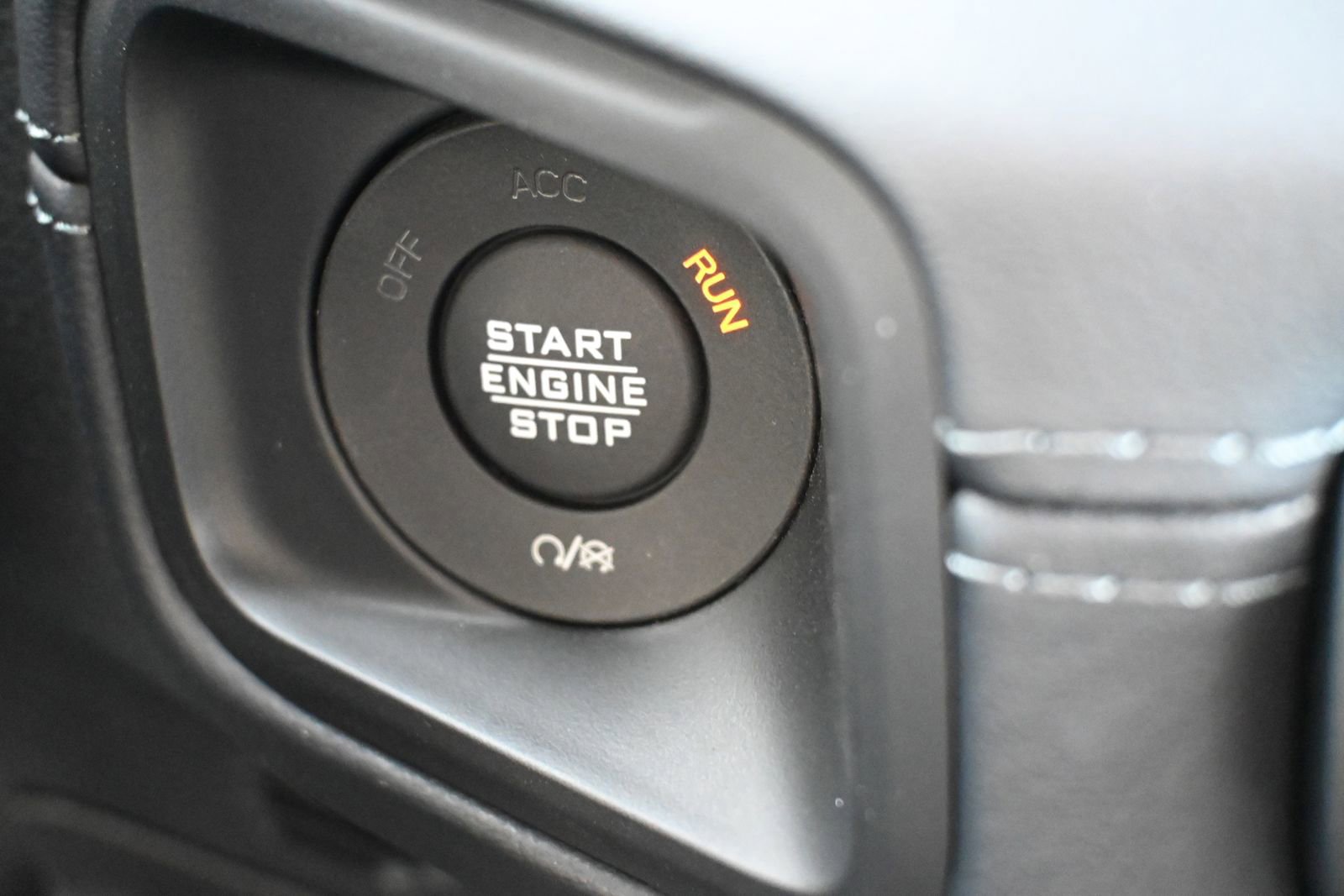 New 2025 Jeep Wrangler Unlimited Sahara AWD/4WD image 21