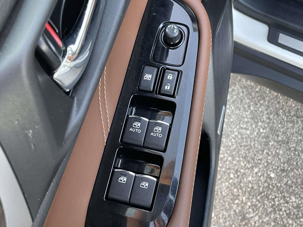 Used 2017 Subaru Outback 2.5i Touring w/ Protection Package #1 image 7